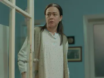Avance de ‘Mujer’: Hatice descubre que Sirin no ha pasado la noche en casa Avance de ‘Mujer’: Hatice descubre que Sirin no ha pasado la noche en casa