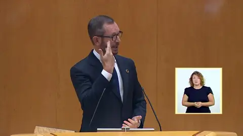 El PP reprocha a Pedro Sánchez su bronceado y le anuncia que no será su "muleta" El PP reprocha a Pedro Sánchez su bronceado y le anuncia que no será su "muleta"