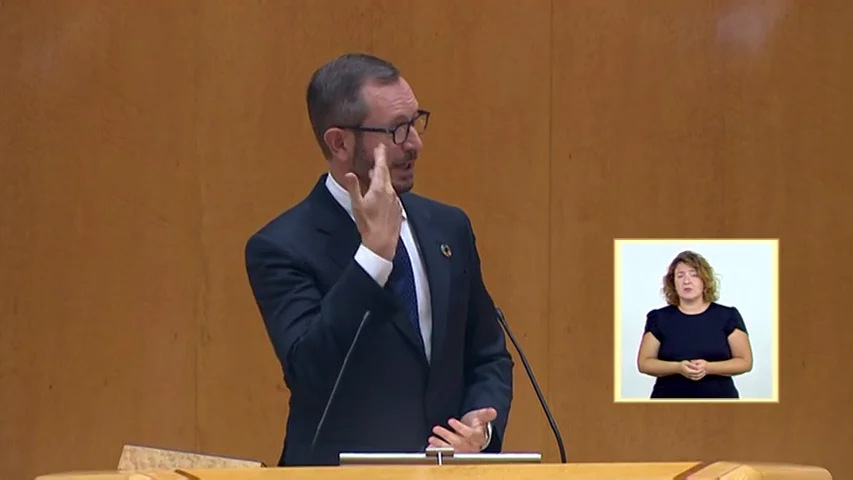 El PP reprocha a Pedro Sánchez su bronceado y le anuncia que no será su "muleta" El PP reprocha a Pedro Sánchez su bronceado y le anuncia que no será su "muleta"