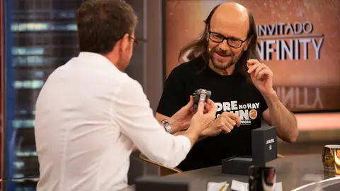 La llamada de atención de Santiago Segura a Pablo Motos con la que consigue su reconocimiento: "Yo también soy infinity"  La llamada de atención de Santiago Segura a Pablo Motos con la que consigue su reconocimiento: "Yo también soy infinity"