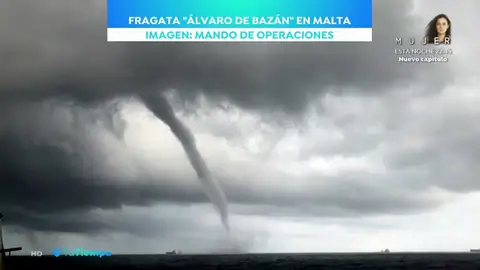 La espectacular manga marina que captó la fragata Álvaro de Bazán en Malta La espectacular manga marina que captó la fragata Álvaro de Bazán en Malta