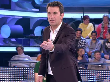 ¿Antonio Banderas en '¡Ahora caigo!'? Arturo Valls, sorprendido con un concursante ¿Antonio Banderas en '¡Ahora caigo!'? Arturo Valls, sorprendido con un concursante