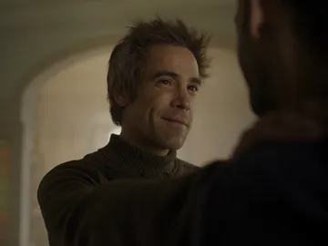 Hugo se desvive por recuperar a Marta: “Voy a cruzar esa puta valla y conseguir ese trabajo” Hugo se desvive por recuperar a Marta: “Voy a cruzar esa puta valla y conseguir ese trabajo”