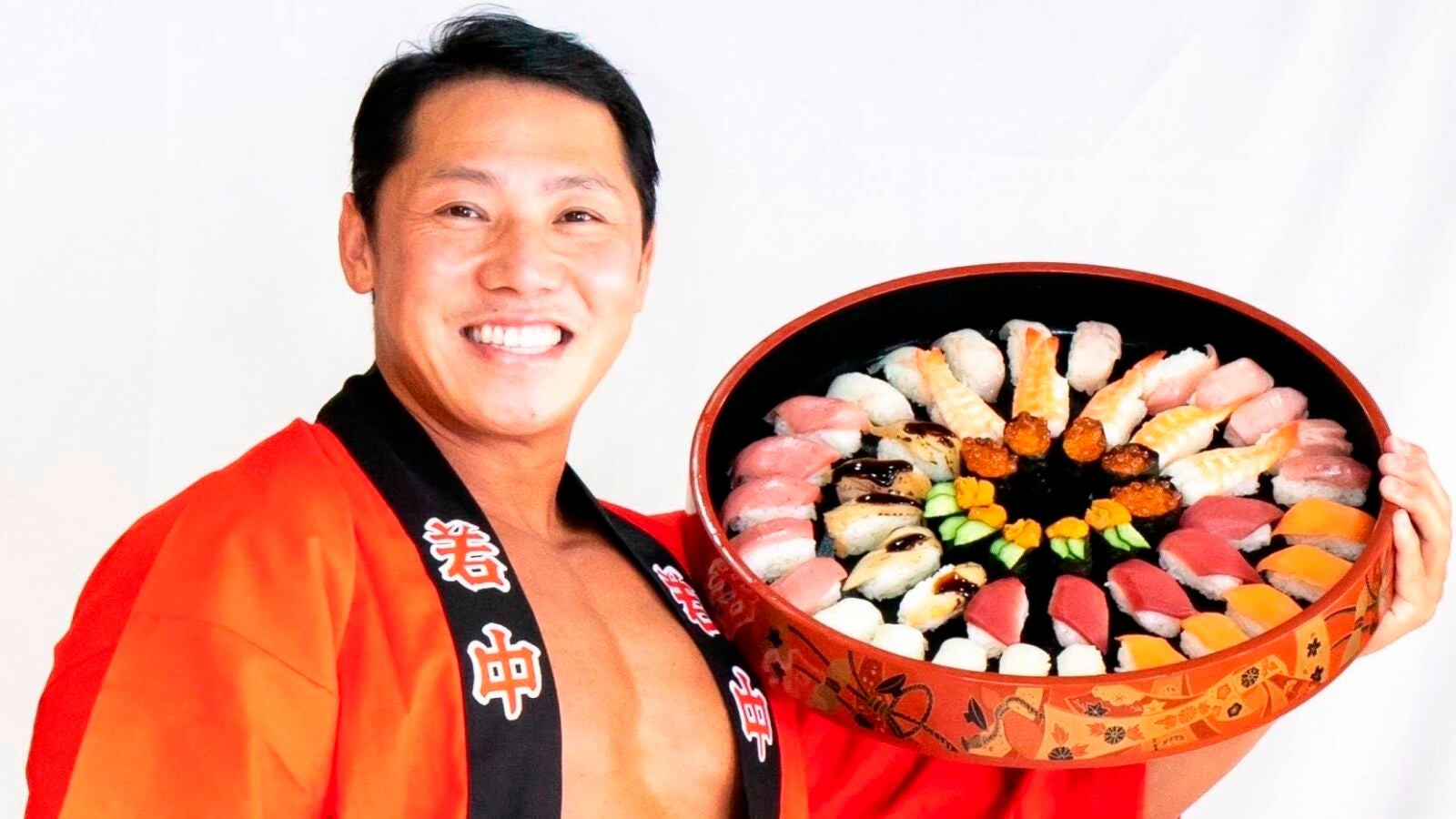 Delivery Macho, la mezcla de entrega de shushi a domicilio y culturismo que triunfa en Japón