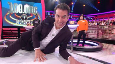 Arturo Valls, a punto de dejarse sus 'pilotes': su guiño al youtuber Miquel Montoro en '¡Ahora caigo!'