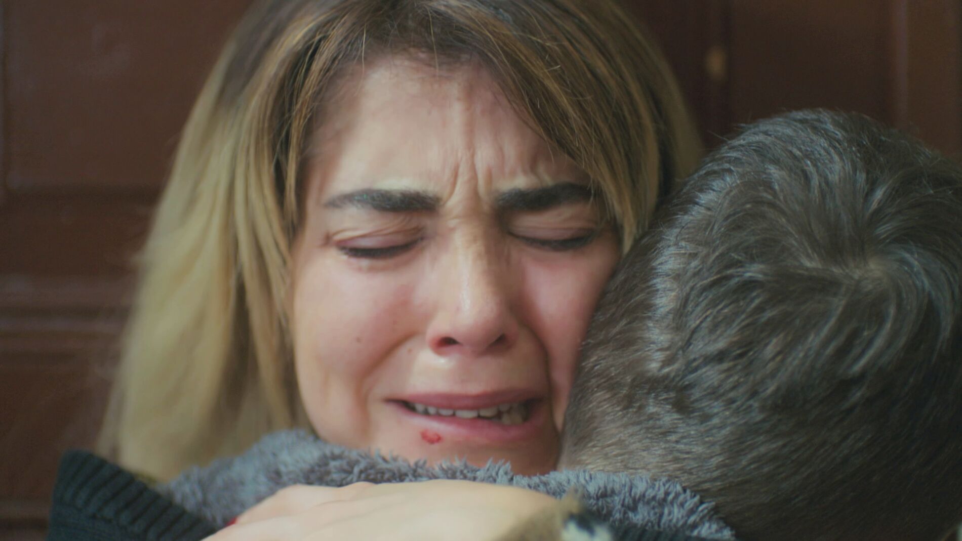 Ceyda recupera la sonrisa gracias a Hikmet: el entrañable reencuentro con su hijo