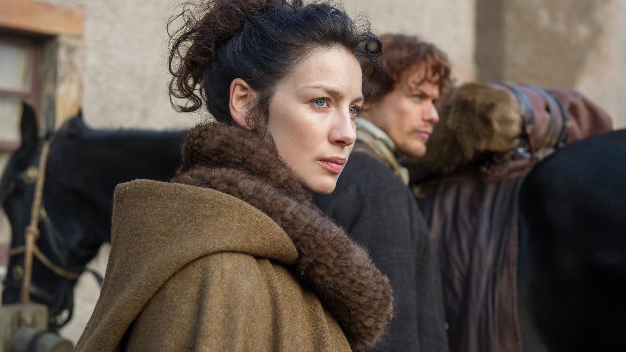 Caitriona Balfe y Sam Heughan como Claire y Jamie Fraser en 'Outlander' Caitriona Balfe y Sam Heughan como Claire y Jamie Fraser en 'Outlander'