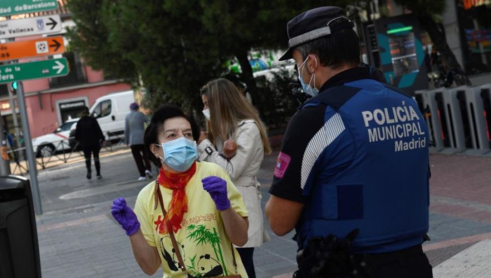 Las primeras horas de restricciones por coronavirus en distritos de Madrid transcurren con "normalidad"