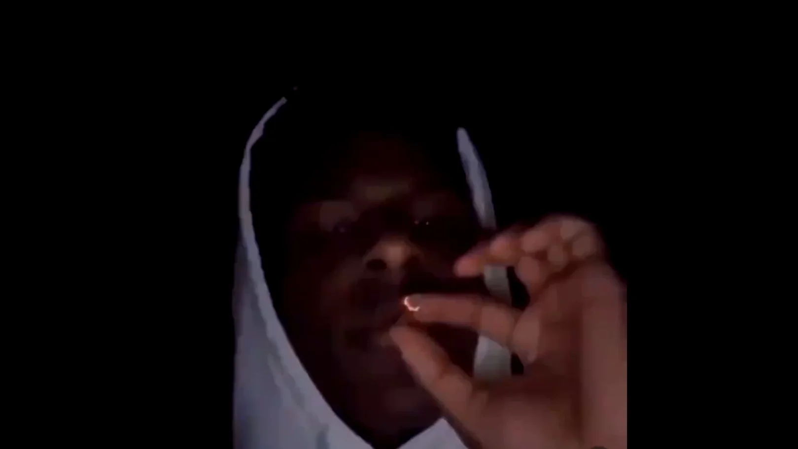 El polémico vídeo de Bronny, el hijo de LeBron James, fumando marihuana El polémico vídeo de Bronny, el hijo de LeBron James, fumando marihuana