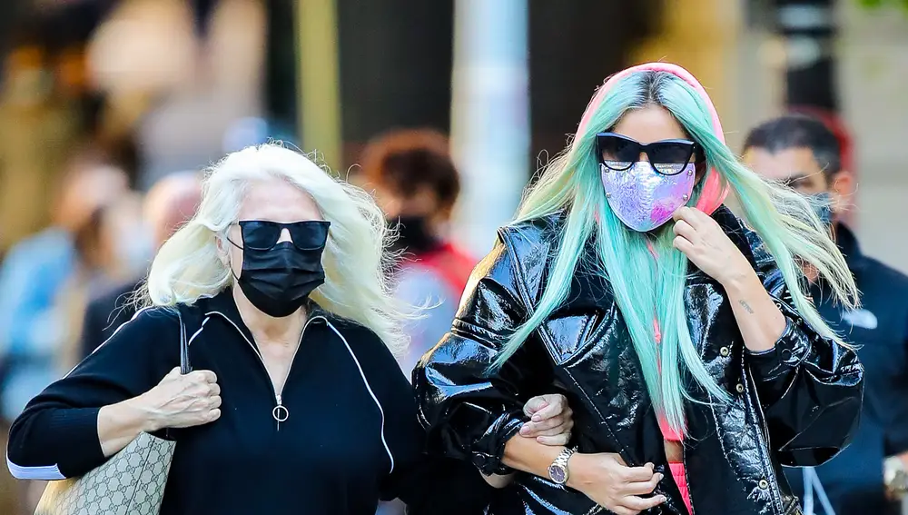 Lady Gaga junto a su madre Cynthia Germanotta