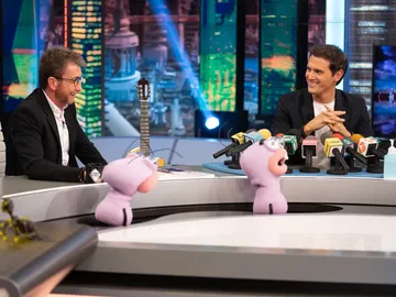 Albert Rivera destapa los secretos ocultos del mundo de la política: ¿Hay 'ligoteos' entre diferentes partidos del Congreso? Albert Rivera destapa los secretos ocultos del mundo de la política: ¿Hay 'ligoteos' entre diferentes partidos del Congreso?