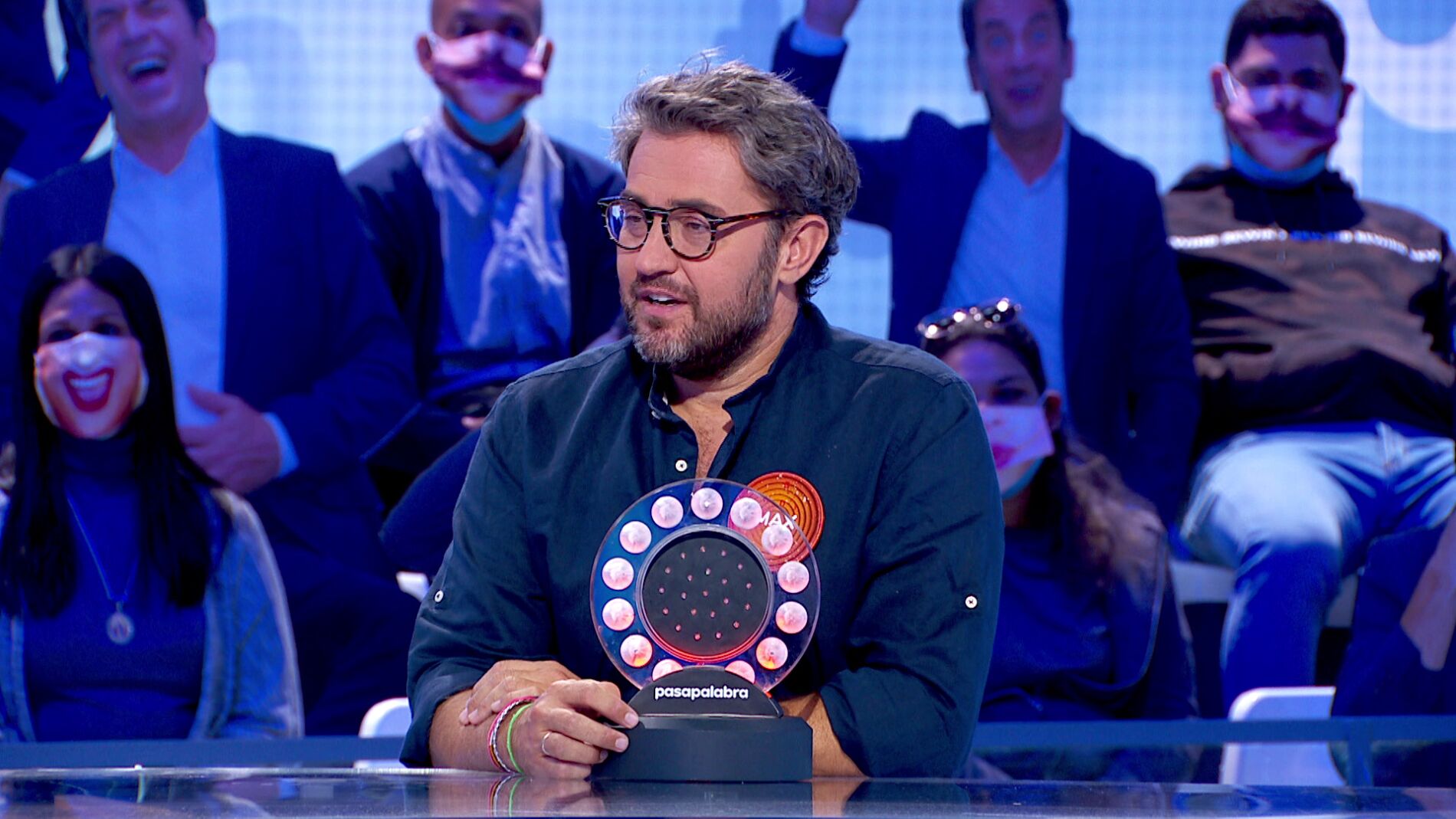 Màxim Huerta desata las risas con su contestación a la llamada de atención de Roberto Leal: “Ya me han echado muchas veces”