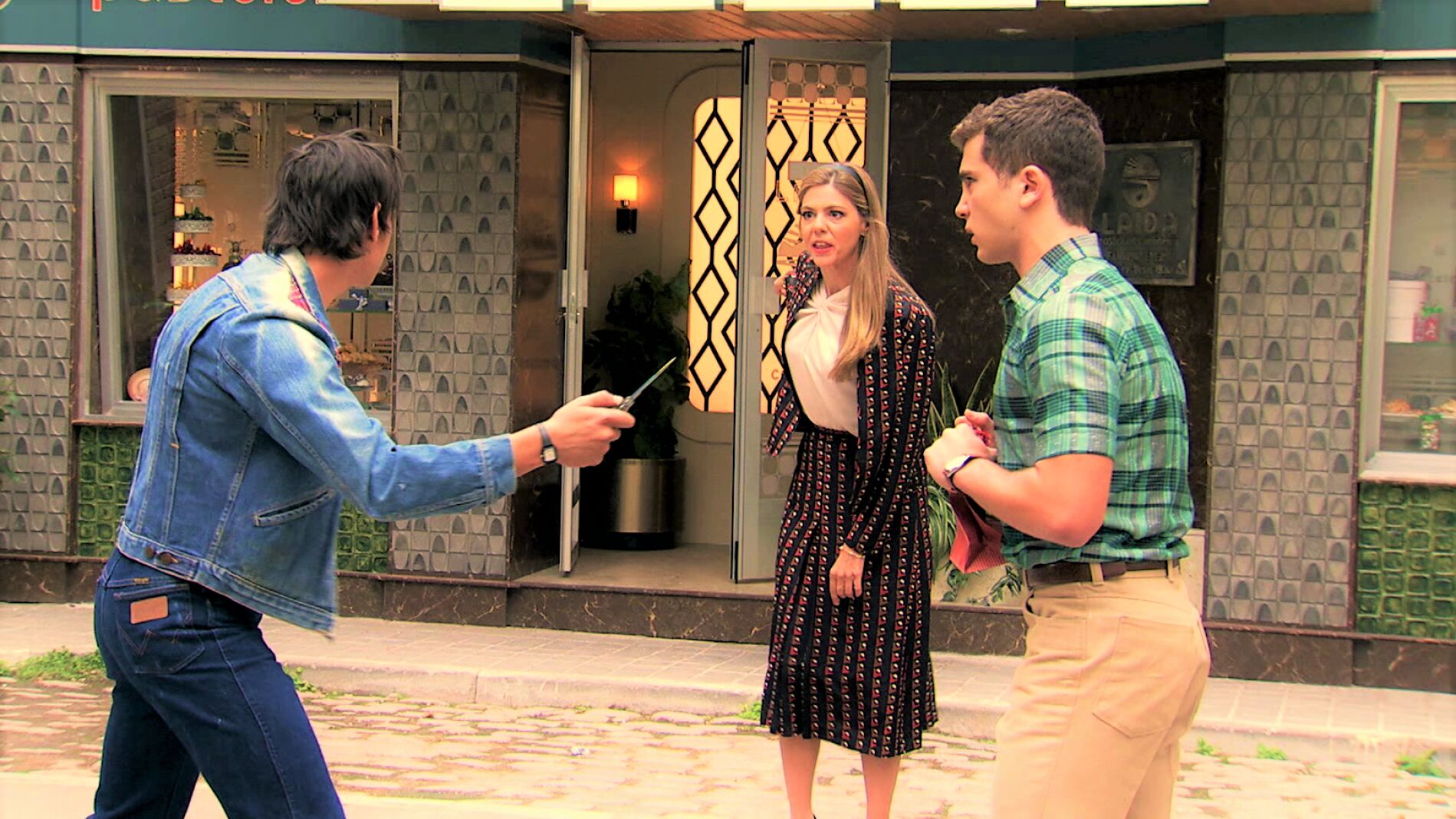 Maica se enfrent&oacute; al delincuente que amenaz&oacute; a Manol&iacute;n