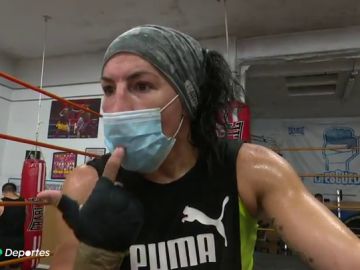Miriam 'La Reina' Gutiérrez explica el riesgo de boxear con mascarilla: "No te llega el oxígeno a la cabeza"