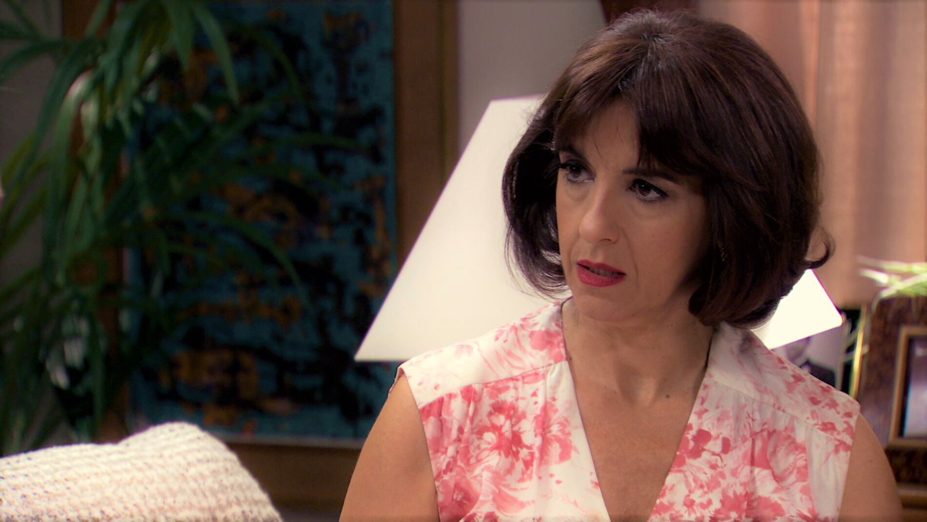 Emma trata de pararle los pies a su t&iacute;a Socorro con los preparativos de la boda