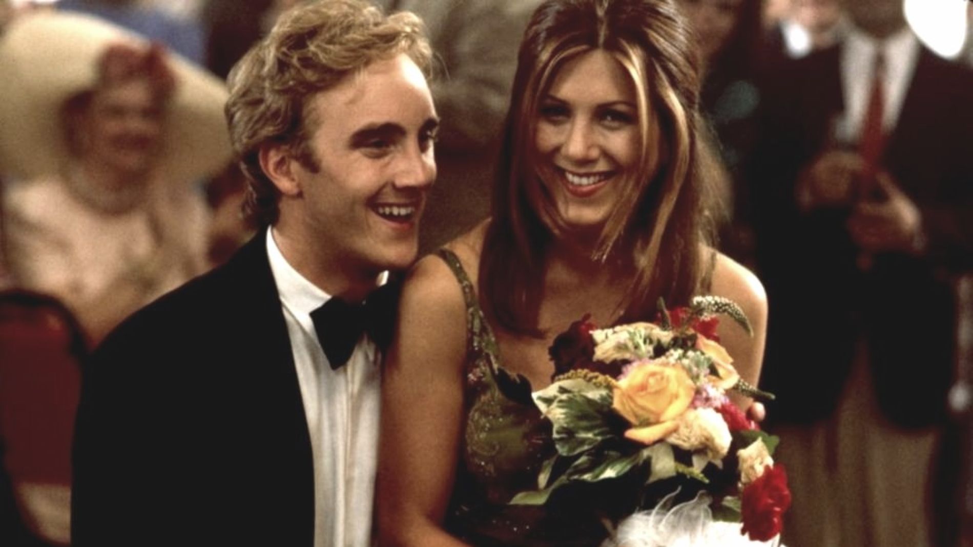 Jay Mohr y Jennifer Aniston en 'Picture Perfect'