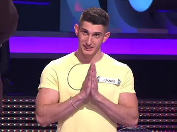 El increíble favor que un concursante de ‘¡Ahora caigo!’ le pide a Arturo Valls para conseguir más nota en una asignatura El increíble favor que un concursante de ‘¡Ahora caigo!’ le pide a Arturo Valls para conseguir más nota en una asignatura