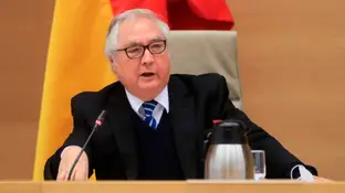 Manuel Castells, ministro de Universidades Manuel Castells, ministro de Universidades