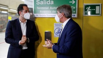 Ignacio Aguado, vicepresidente de la Comunidad de Madrid, y Ángel Garrido, consejero de Transportes