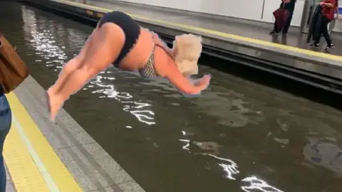 Memes del metro de Madrid Memes del metro de Madrid