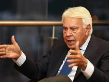 Felipe González critica a Pedro Sánchez Felipe González critica a Pedro Sánchez