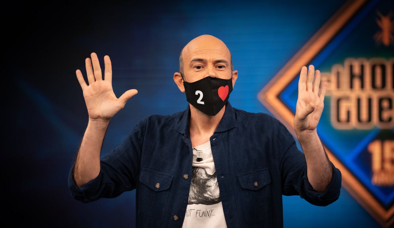 Jandro sorprende a Fernando Alonso mezclando el motor y la magia con el GP Hormiguil Jandro sorprende a Fernando Alonso mezclando el motor y la magia con el GP Hormiguil