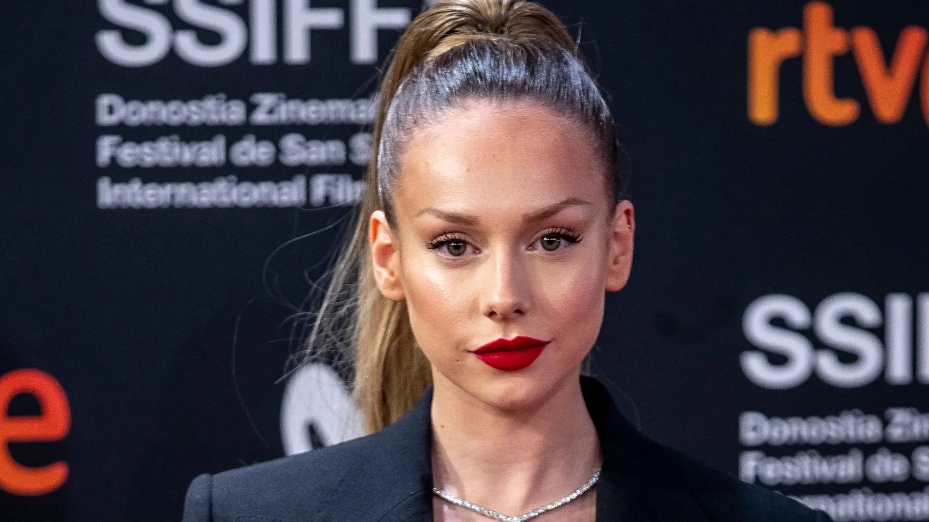 La foto más natural de Ester Expósito sin apenas maquillaje en la que te costará reconocerla La foto más natural de Ester Expósito sin apenas maquillaje en la que te costará reconocerla