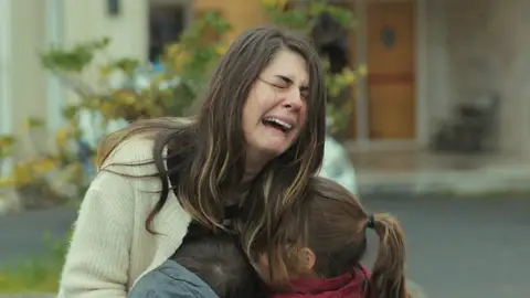 Una enorme desgracia se cierne sobre Yeliz por haber defendido a Bahar Una enorme desgracia se cierne sobre Yeliz por haber defendido a Bahar