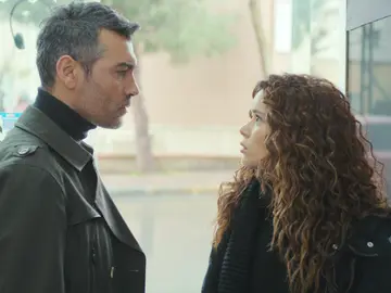 Terror y desconcierto invaden a Sirin al encontrarse a Sarp… vivo: regresan los fantasmas del pasado Terror y desconcierto invaden a Sirin al encontrarse a Sarp… vivo: regresan los fantasmas del pasado