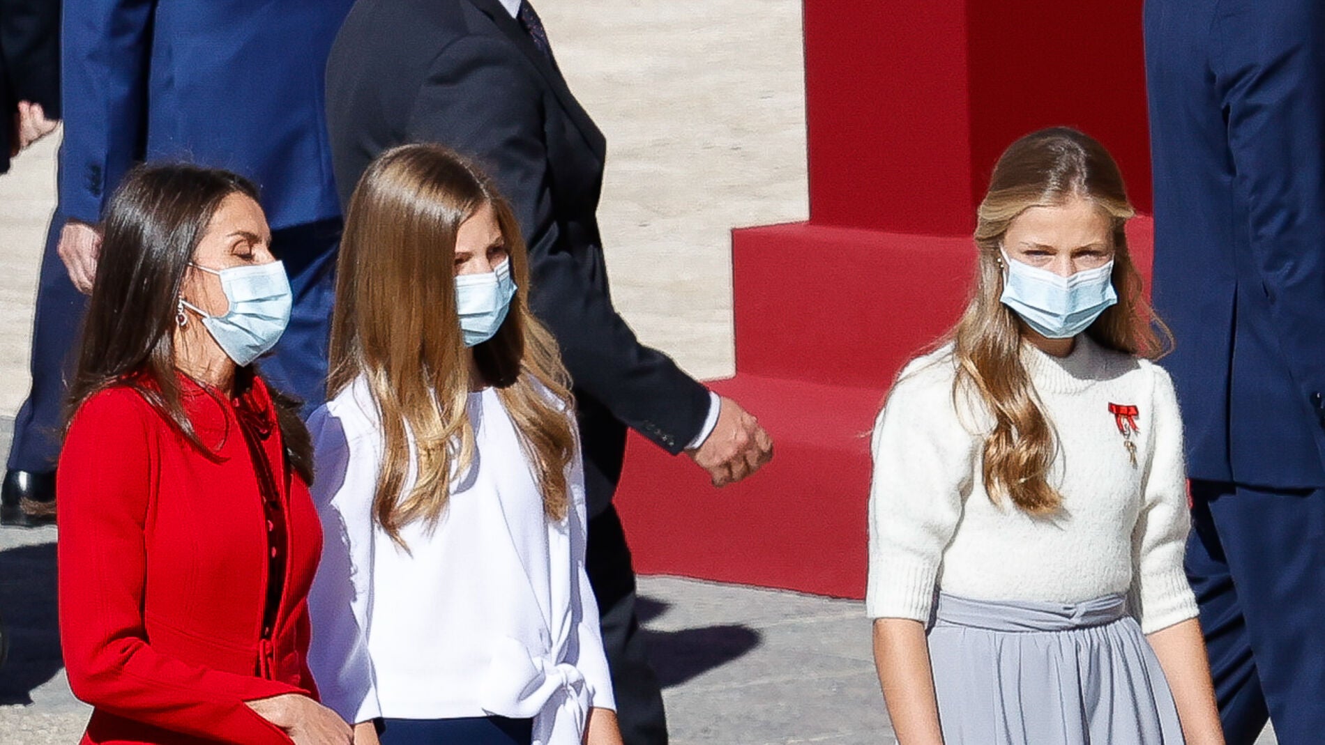 La reina Letizia y sus hijas, la princesa Leonor y al infanta Sofía