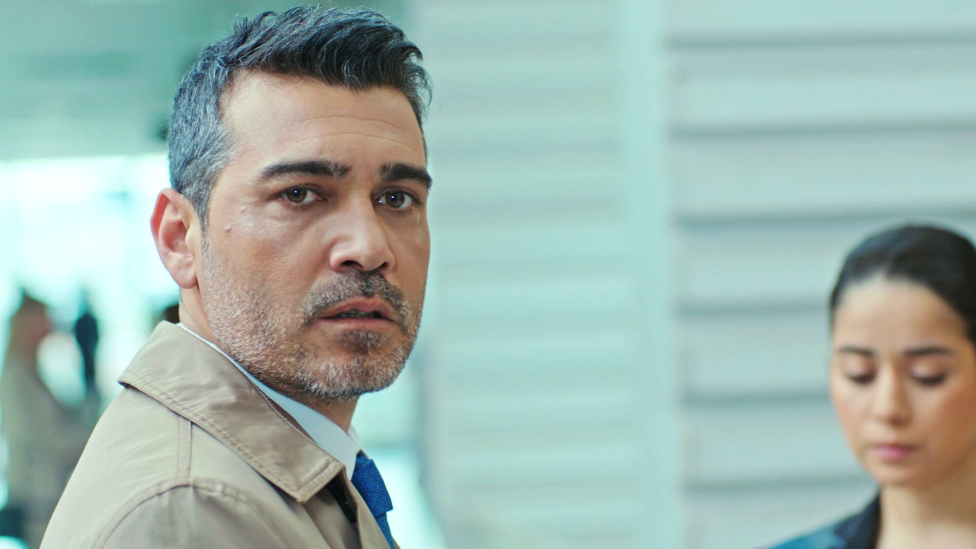 Sarp vuelve a sentirse descubierto tras recibir un misterioso sobre