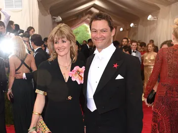Dominic West y su mujer Catherine FitzGerald Dominic West y su mujer Catherine FitzGerald