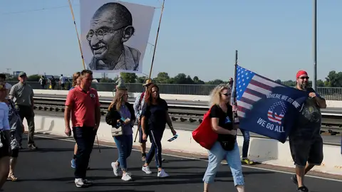 La lucha contra las fake news, apoyadas por el movimiento 'QAnon', en la campaña presidencial en Estados Unidos La lucha contra las fake news, apoyadas por el movimiento 'QAnon', en la campaña presidencial en Estados Unidos