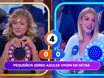 Nerea Rodríguez se transforma en Pitufina para vencer a Emma Suárez en ‘La Pista’ Nerea Rodríguez se transforma en Pitufina para vencer a Emma Suárez en ‘La Pista’