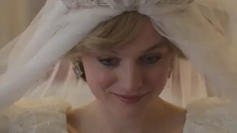 Emma Corrin como Lady Di en 'The Crown' Emma Corrin como Lady Di en 'The Crown'