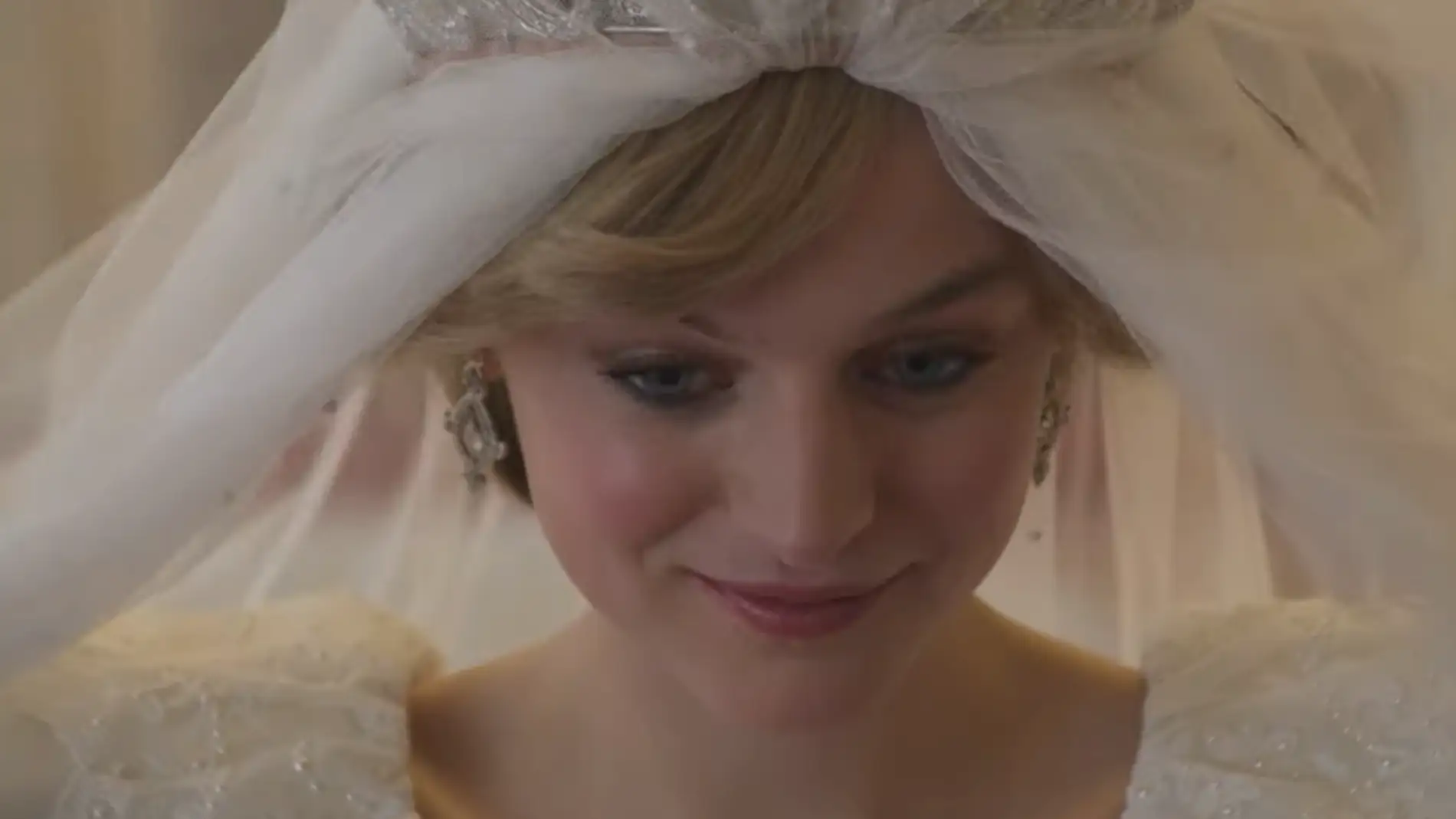Emma Corrin como Lady Di en 'The Crown'