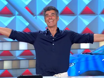 La celebración de Jorge Fernández tras un gran cambio en el plató de ‘La ruleta de la suerte’ La celebración de Jorge Fernández tras un gran cambio en el plató de ‘La ruleta de la suerte’