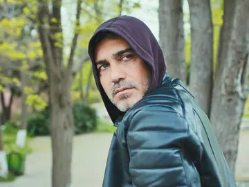 Avance de ‘Mujer’: Sarp busca respuestas de Sirin sin saber que ha sido secuestrada Avance de ‘Mujer’: Sarp busca respuestas de Sirin sin saber que ha sido secuestrada