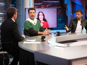 Malú, Arturo Valls y José Motá, sobre 'Mask Singer: adivina quién canta': "Hemos acabado picados entre nosotros y es lo que va a pasar en casa" Malú, Arturo Valls y José Motá, sobre 'Mask Singer: adivina quién canta': "Hemos acabado picados entre nosotros y es lo que va a pasar en casa"