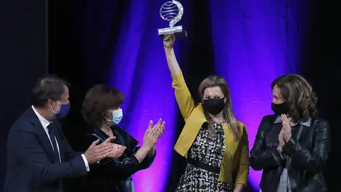 Eva García Sáenz de Urturi Eva García Sáenz de Urturi