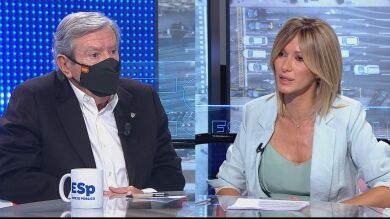 El susto de José Luis Corcuera en el directo de Espejo Público: 