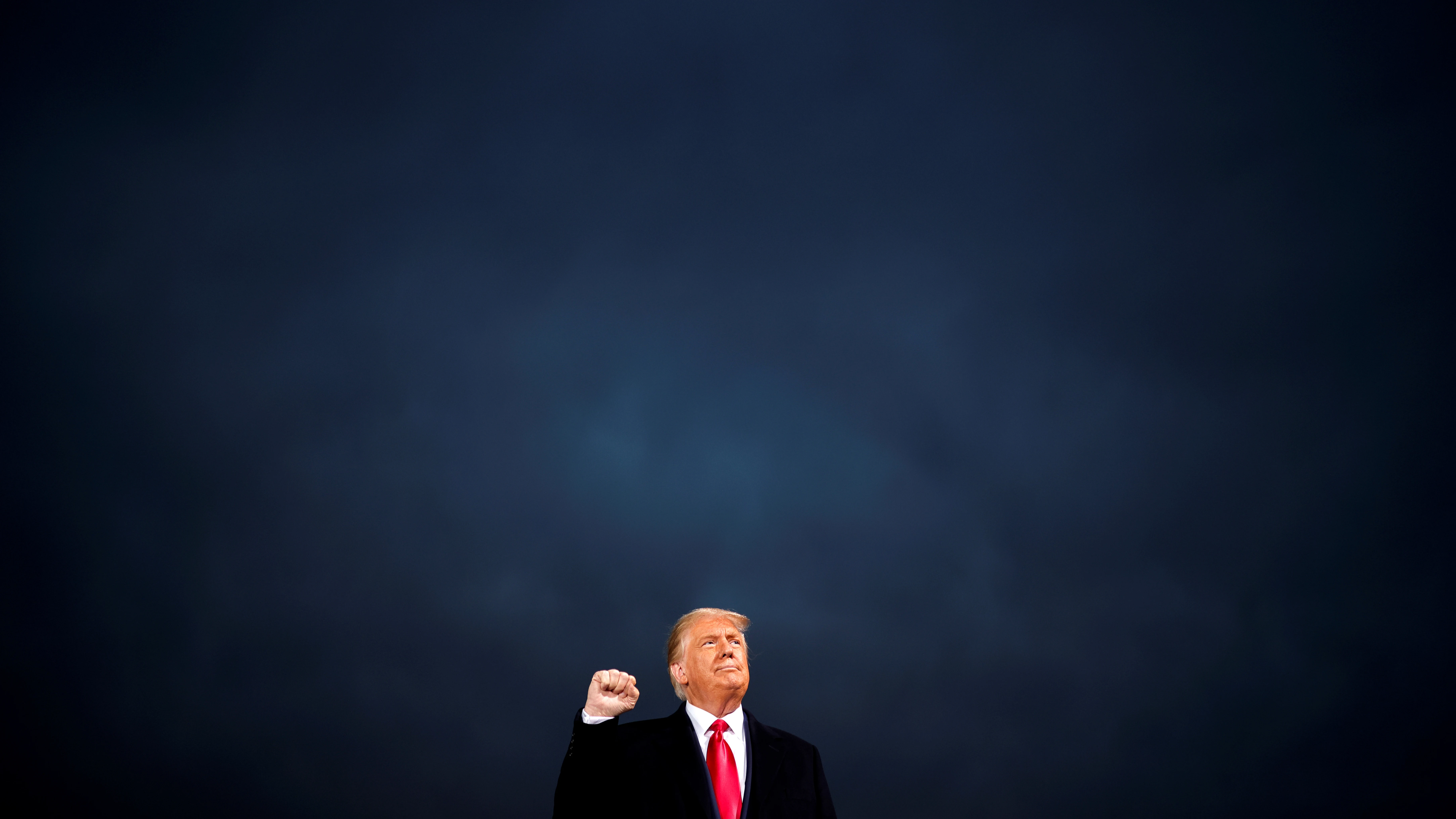 Donald Trump continúa minimizando los daños del coronavirus para intentar mejorar los sondeos para las presidenciales Donald Trump continúa minimizando los daños del coronavirus para intentar mejorar los sondeos para las presidenciales