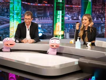 Ana Mena supera con éxito el troleo de Trancas y Barrancas en el 'Doblaje doble' de 'El Hormiguero 3.0' Ana Mena supera con éxito el troleo de Trancas y Barrancas en el 'Doblaje doble' de 'El Hormiguero 3.0'