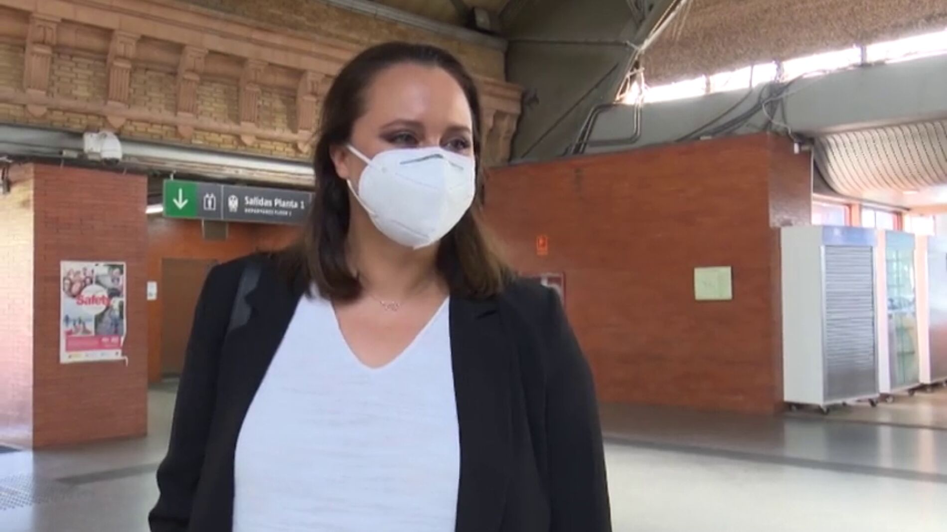 Shaila Dúrcal por fin puede hablar sin romperse del accidente que sufrió cuando uno de sus perros le arrancó parte de su dedo