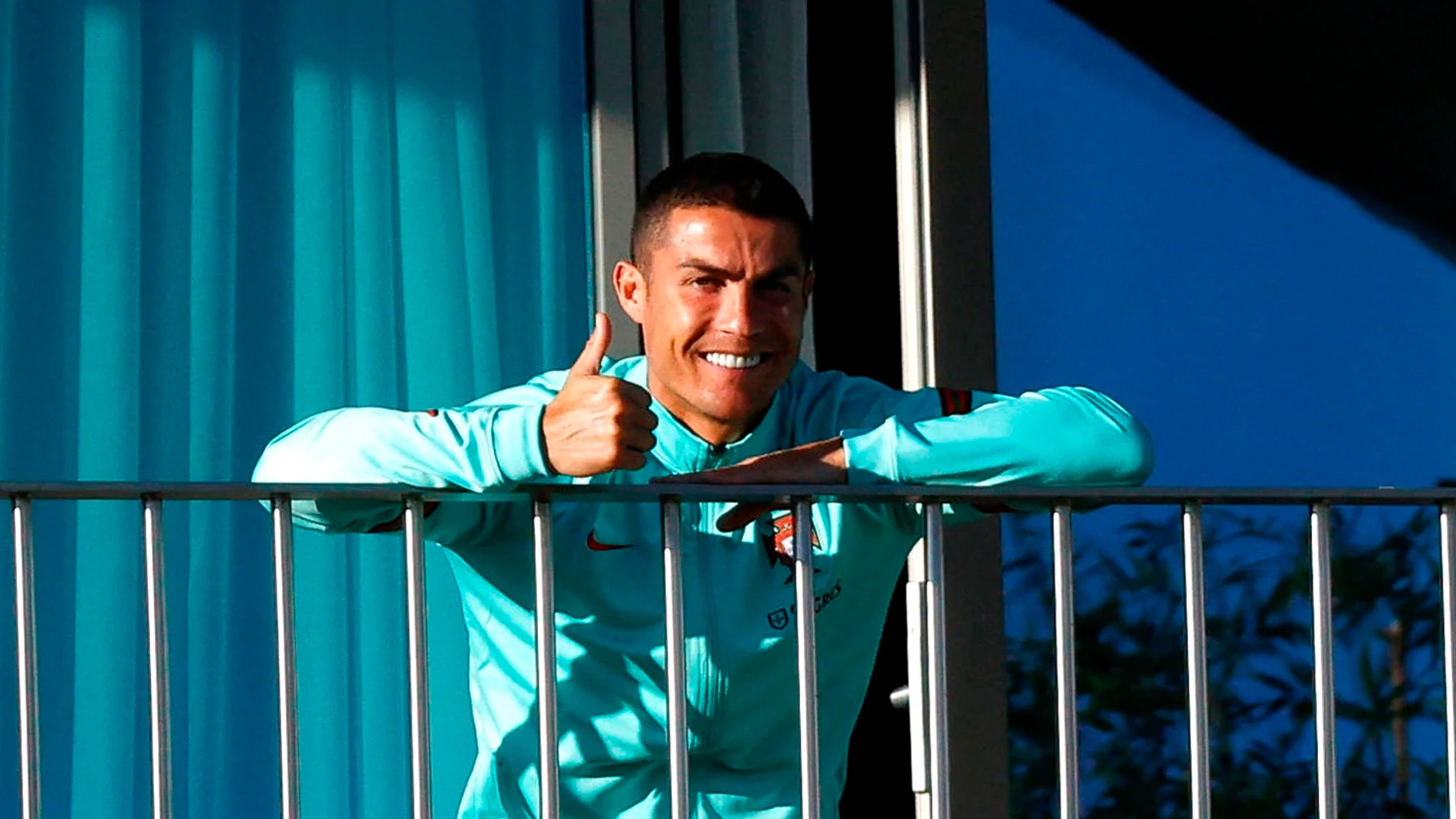 Cristiano Ronaldo Cristiano Ronaldo