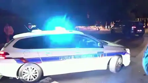 Detenido un presunto terrorista en París tras decapitar a un hombre en plena calle Detenido un presunto terrorista en París tras decapitar a un hombre en plena calle