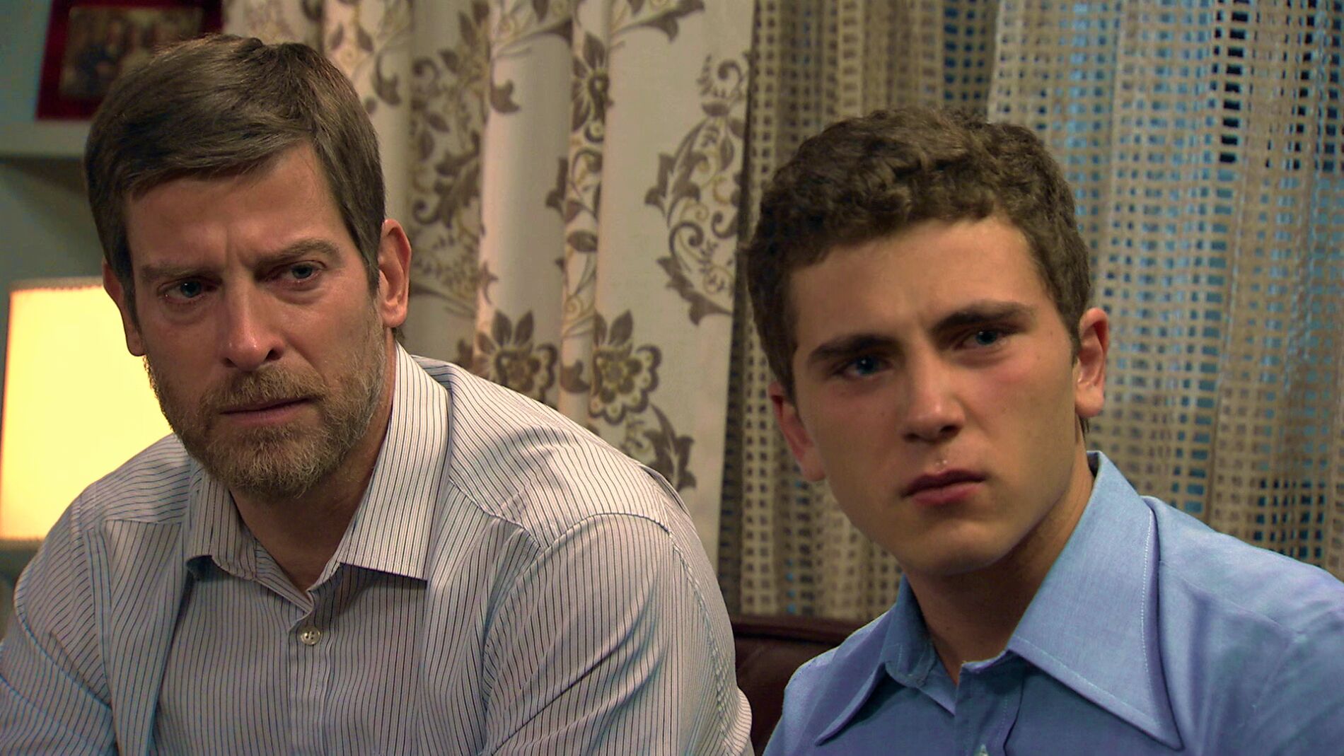 Avance semanal ‘Amar es para siempre’: Manolita encuentra respuestas, Estefanía tiene una nueva misión y nuevos amores llegan a la plaza de los Frutos