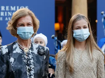 La princesa Leonor y su abuela, la reina Sofía La princesa Leonor y su abuela, la reina Sofía