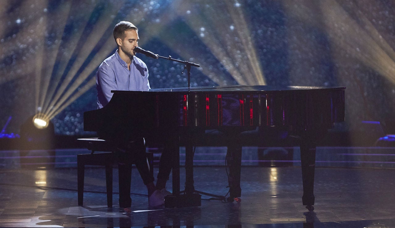 Adam Ainouz emociona interpretando ‘I’m not the only one’ de Sam Smith en las Audiciones a ciegas de ‘La Voz’