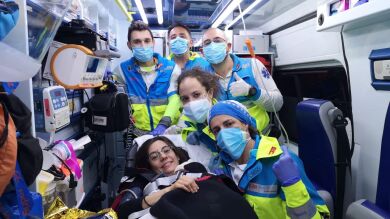Una mujer da a luz en el arcén de la A-6 en plena madrugada cuando iba camino del hospital